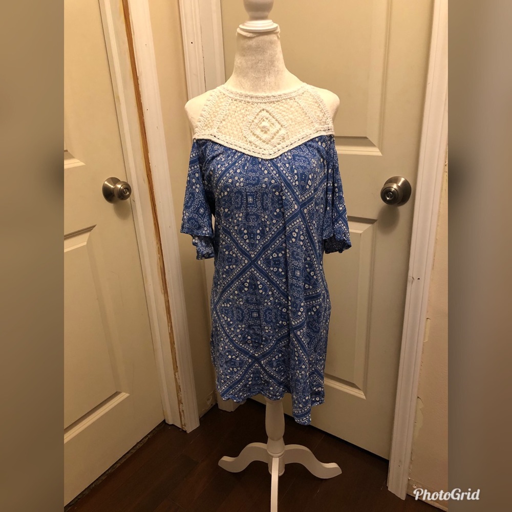Speechless cold shoulder Sun Dress